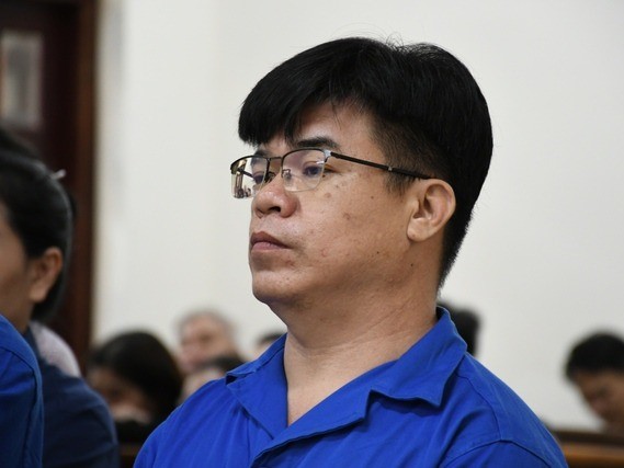Bất ngờ lời khai lái xe riêng của cựu trưởng trạm CSGT Suối Tre về tiền 'bảo kê' xe quá tải