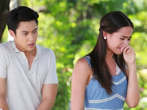 7 năm cưới mà không có con, ra tòa ly hôn vợ chồng ôm nhau khóc rưng rức: 'Cái giá của hạnh phúc sao đắt quá!'
