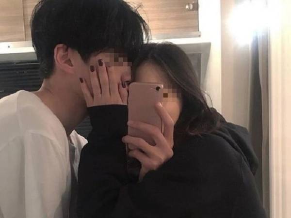 Xui bạn thân bỏ người yêu rồi công khai hẹn hò anh ta trên Facebook