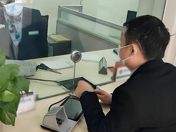 Người đàn ông cho bạn vay 430 triệu đồng, 1 ngày sau đòi nhưng đối phương không trả, toà án tuyên bố: Ngân hàng phải chịu bồi thường 30%