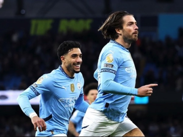 Man City, Liverpool thắng nhàn, Rashford lập công cho Aston Villa