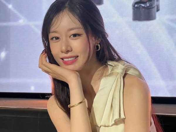 Jiyeon (T-ara) lộ dấu hiệu bất ổn, đau khổ hậu ly hôn?