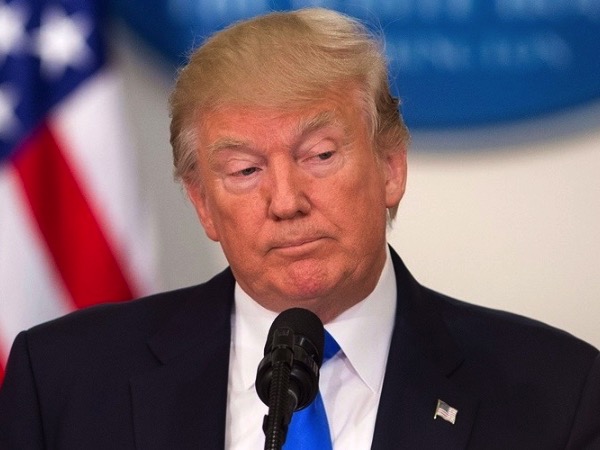 Nữ họa sĩ trách ông Trump hủy hoại sự nghiệp