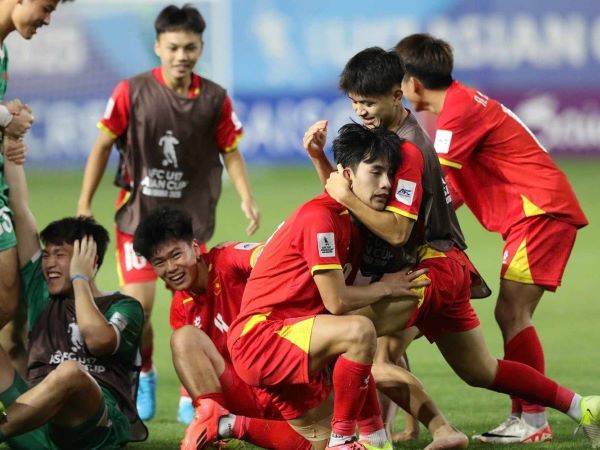 Bị Việt Nam cầm hòa, HLV tuyển Nhật Bản thốt lên: 'Thật cay đắng!'