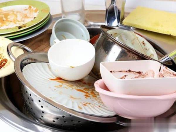 Một người rửa bát, cả nhà ung thư? 6 thói quen rửa bát gieo rắc bệnh tật cần tránh xa