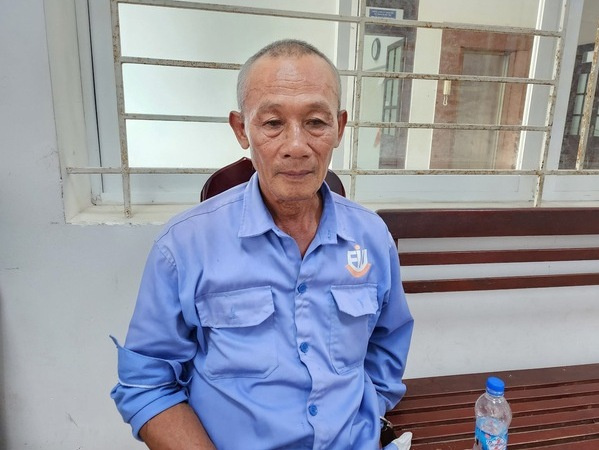 Đã bắt được nghi can 70 tuổi chặn đường đâm người tình 48 tuổi tử vong