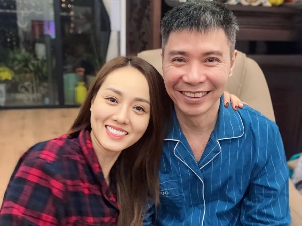 Vợ NSND Công Lý: 'Vợ chồng tôi vẫn phải chạy ăn từng bữa'