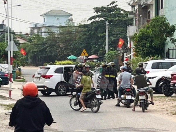 Pha nghẹt thở trong vụ giải cứu con tin ở Bình Dương
