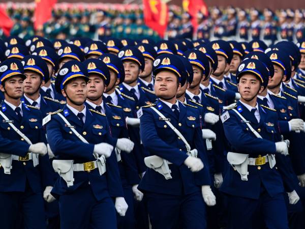 Sĩ quan quân đội nghỉ hưu sớm khi sắp xếp bộ máy được trợ cấp bao nhiêu tiền?
