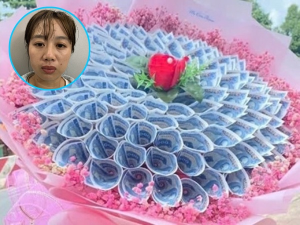 'Tóm' nữ lừa đảo với chiêu đặt mua hoa sinh nhật bằng tiền thật