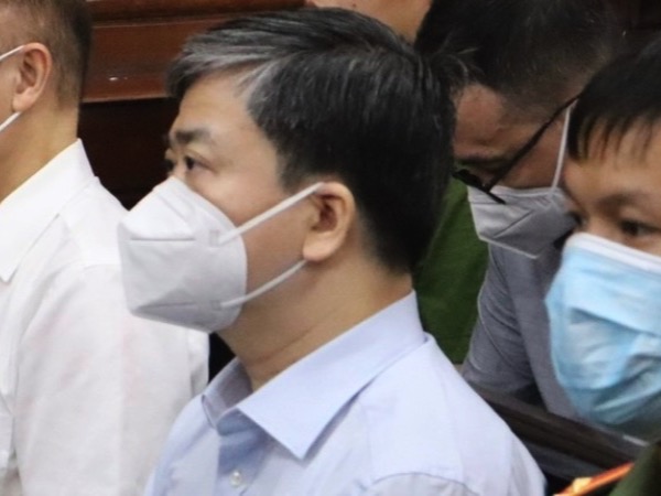 Bị tuyên 28 năm tù, cựu Bí thư Tỉnh ủy Bến Tre xin giảm nhẹ hình phạt