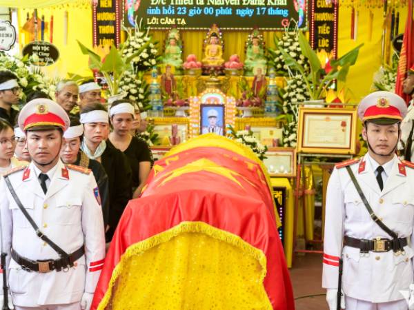 Bạn thân của liệt sỹ Nguyễn Đăng Khải: 'Phong bì mừng cưới thành phúng viếng tiễn biệt'