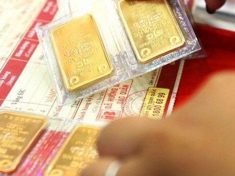 Cuối ngày 21-4, giá vàng miếng SJC tăng vọt lên mức chưa từng thấy