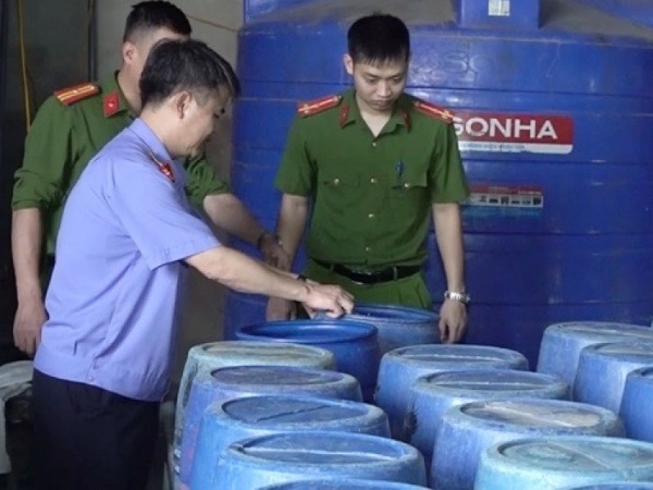 Thủ đoạn của chủ cơ sở ngâm 3.500 tấn giá đỗ bằng hóa chất