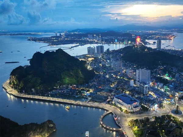 Lộ diện 10 tỉnh, thành phố thu hút ngân sách lớn nhất sau sáp nhập