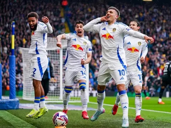 Xác định 2 đội thăng hạng Premier League 2025/26