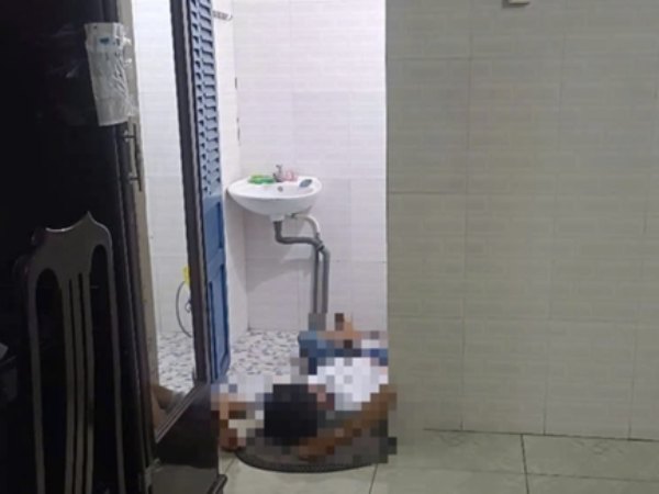 Điều tra nguyên nhân người đàn ông tử vong, bên cạnh có vỉ thuốc kích dục