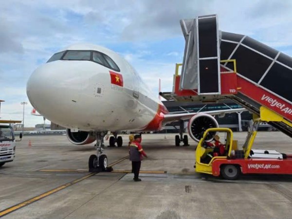 Vietjet lên tiếng vụ chậm chuyến, thất lạc hành lý tại Tân Sơn Nhất