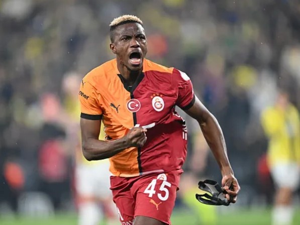 Man United chạy đua giành chữ ký sao tiền đạo 64 triệu bảng