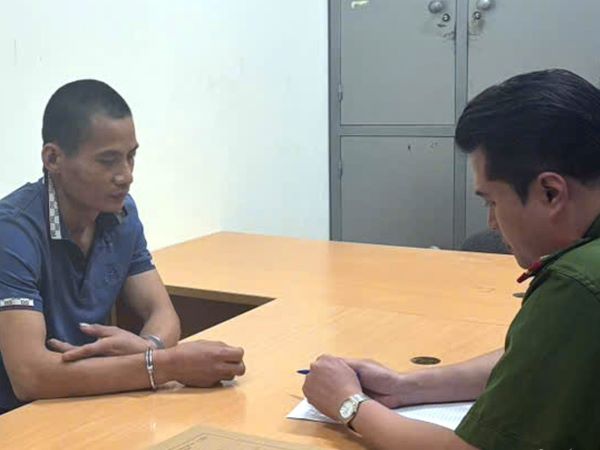 Lý do không ai dám xông vào bắt kẻ cướp ngân hàng VietinBank ở Hà Nội