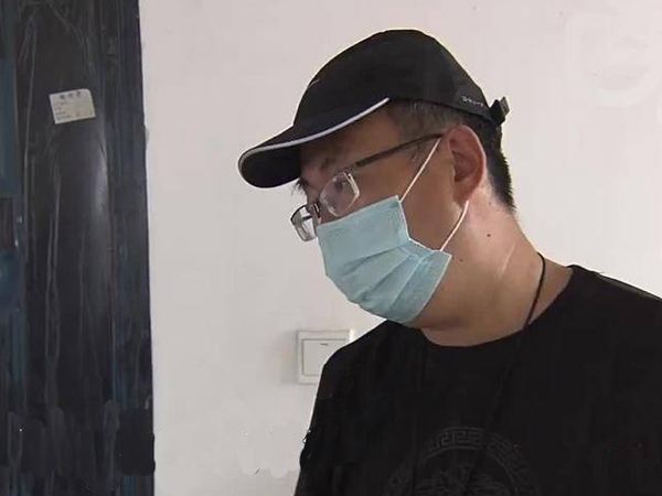 Căn nhà 2 tầng bị nghiêng, xuất hiện nhiều vết nứt, người đàn ông kiện hàng xóm, tòa án: 1 bên phải bồi thường 700 triệu đồng