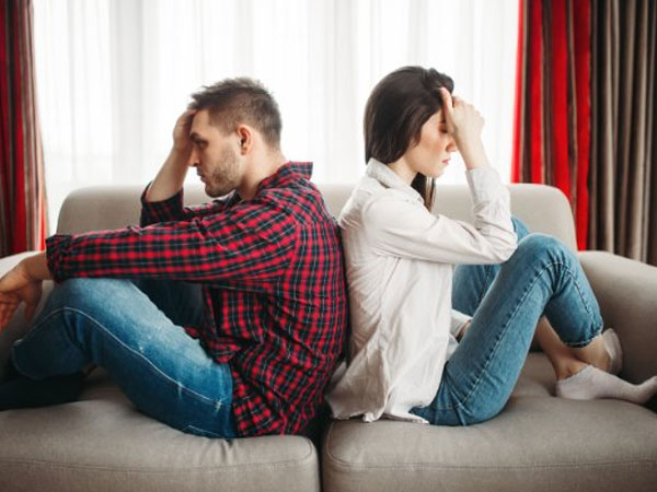 Về quê nội 3 ngày hết 5 triệu chồng không tiếc, sang nhà ngoại tính từng đồng