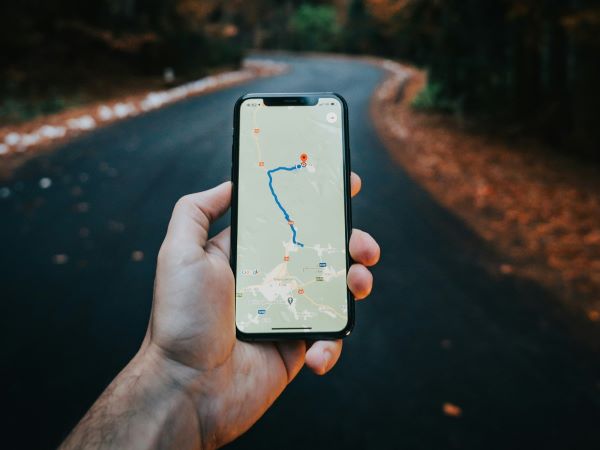 Ai cũng dùng miễn phí nhưng Google Maps vẫn kiếm tiền như nước suốt 20 năm, bất ngờ với sự thật phía sau