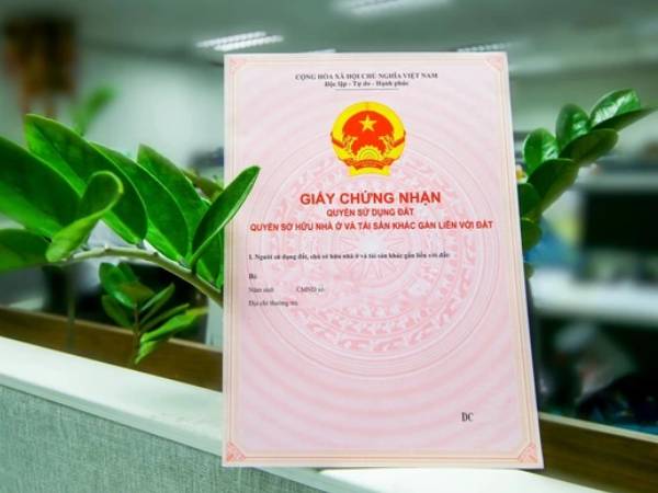Người dân giữ sổ đỏ ở các địa phương có sắp xếp cần lưu ý điều này