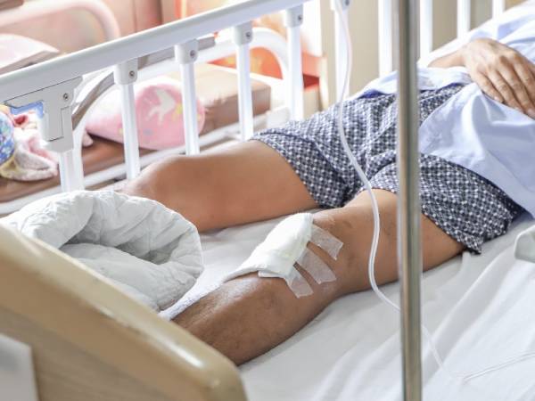 Phát hiện ca nhiễm vi khuẩn 'ăn thịt người' ở TPHCM, tấn công từ chân lên phổi