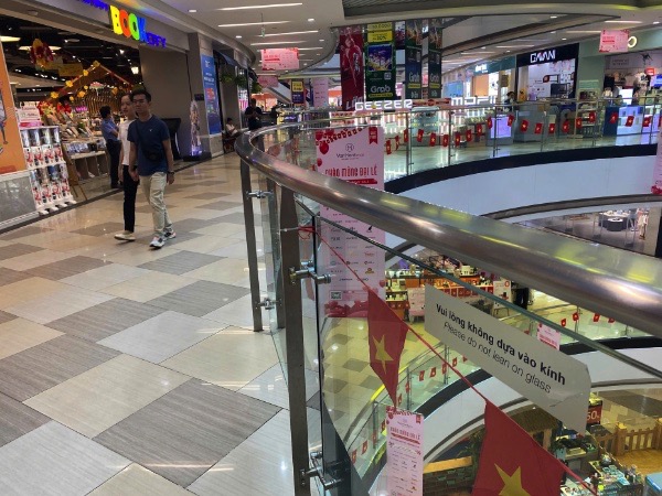 Vạn Hạnh Mall liên tục gặp điều không may, chủ đầu tư là ai?