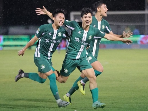 Lập liên tiếp 3 siêu phẩm đá phạt, Công Phượng vẫn chưa lấy được 'tấm vé' từ HLV Kim Sang-sik?