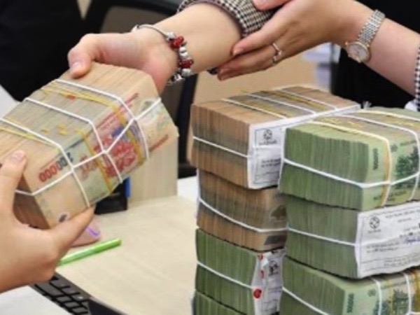 Hai ngân hàng cùng lúc thay chủ tịch