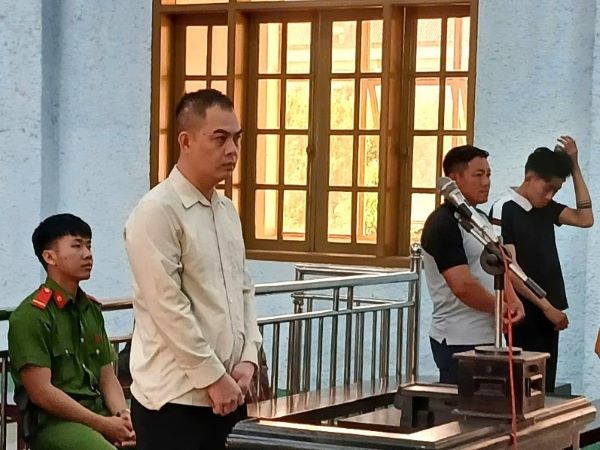 Sát hại 'vợ hờ' vì nghi ngờ có người khác, gã đàn ông lĩnh 19 năm tù