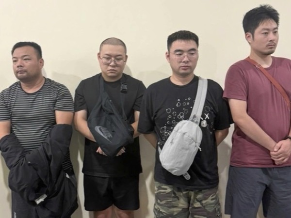 Bắt giữ ổ nhóm đối tượng Trung Quốc hoạt động lừa đảo