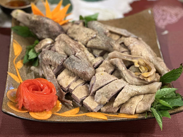 5 không khi ăn thịt vịt