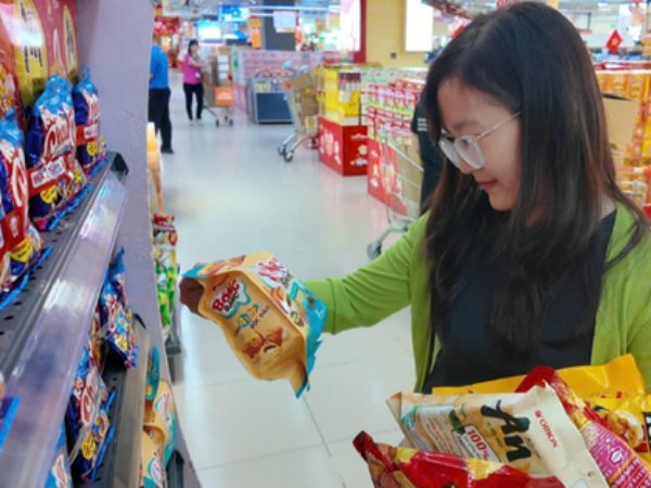 Giải mã 'cơn sốt' mua sắm trong đại lễ 30-4