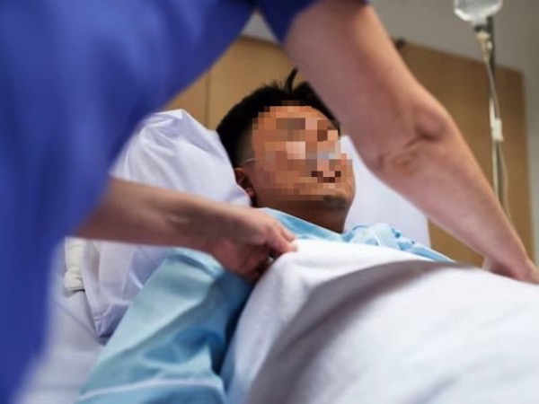 Vợ bỏ đi khi chồng bệnh nặng, chồng vừa qua đời liền có hành động gây phẫn nộ