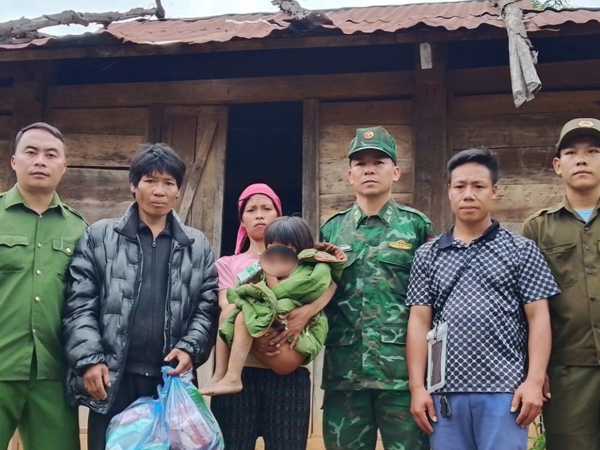 Bé gái 7 tuổi mất tích trong rừng suốt 2 ngày