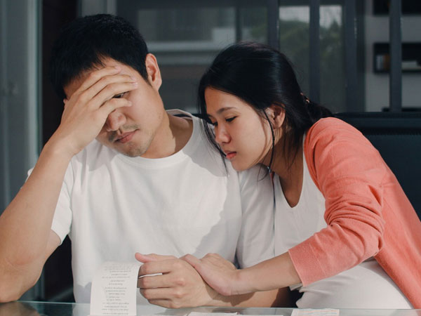 Chị dâu bất ngờ đòi vàng cho mượn, em chồng đứng ngồi không yên