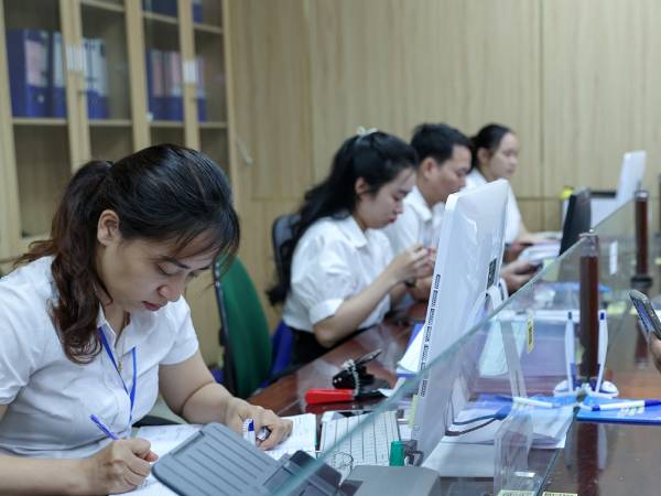Đưa tỉnh ủy viên, giám đốc sở về xã làm lãnh đạo để đào tạo, rèn luyện cán bộ