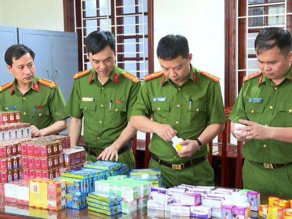 Thủ tướng yêu cầu xử lý nghiêm hoạt động sản xuất, buôn bán thuốc chữa bệnh giả, sữa giả, thực phẩm bảo vệ sức khoẻ giả