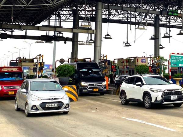 Sắp thu phí 5 tuyến cao tốc do Nhà nước đầu tư