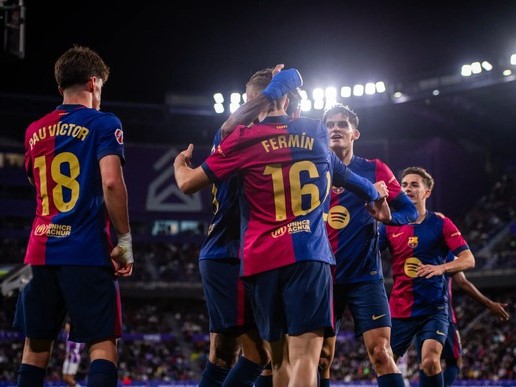 Ngược dòng chật vật hạ Valladolid, Barcelona chờ chung kết sớm ở El Clasico