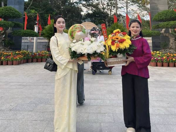 Chu Thanh Huyền đưa mẹ chồng đi du lịch sang chảnh, thái độ của mẹ Quang Hải ra sao sau loạt drama của nàng dâu?