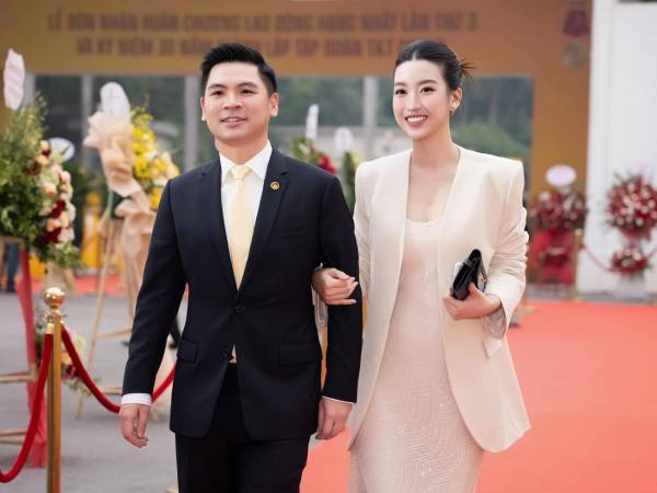 Thông tin bất ngờ về tài sản của Đỗ Mỹ Linh ở SHB, so với chồng chủ tịch Đỗ Vinh Quang chênh bao nhiêu?