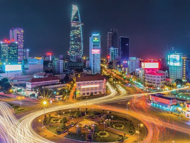 Việt Nam vươn mình: Hé lộ thời điểm vượt Thái Lan thành cường quốc kinh tế số 2 Đông Nam Á, thứ 20 toàn cầu