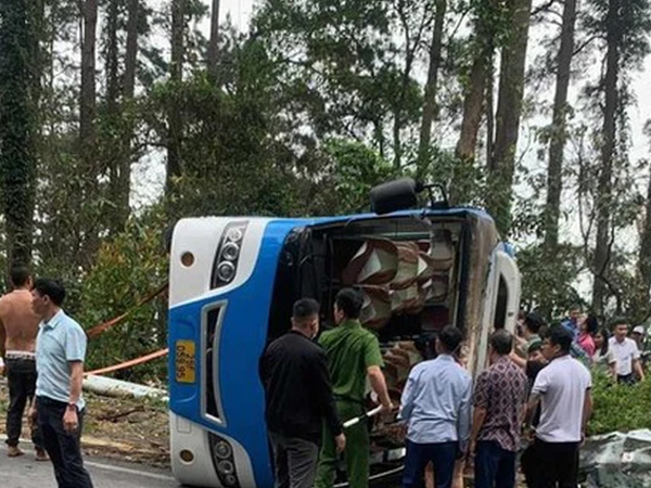 Khởi tố tài xế vụ tai nạn ở Tam Đảo khiến 4 hành khách tử vong