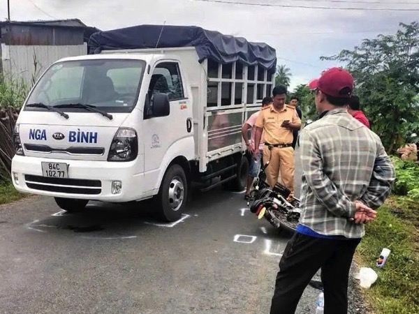 Quan điểm trái ngược trong vụ tai nạn khiến nữ sinh tử vong ở Vĩnh Long