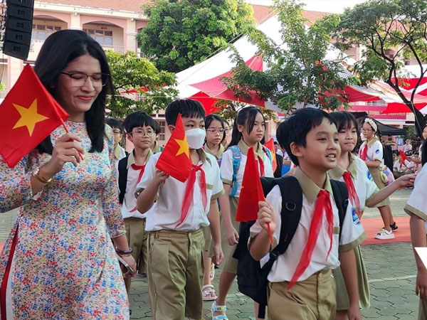 Hà Nội chuẩn bị gì để trẻ được học gần nhà, không cần phân tuyến?