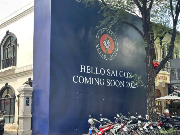 Chủ nhà 'mất' 5,6 tỷ sau 8 tháng bỏ trống mặt bằng Starbucks Reserve Hàn Thuyên: Danh tính 'đại gia' cứu tinh mới lộ diện